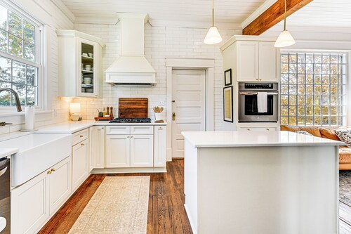 Main Street Elkin Retreat: Home w/ Backyard Oasis
