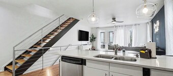 New! Minutes to Uptown CLT w/ King Suites
