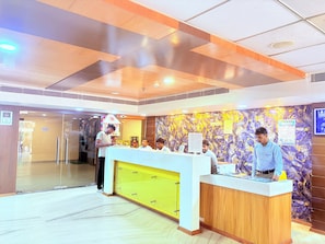 Reception - Hotel Park Prime with Swimming Pool  (Digha)