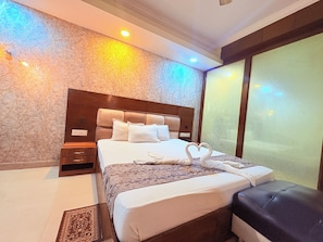 Room - Hotel Park Prime with Swimming Pool  (Digha)