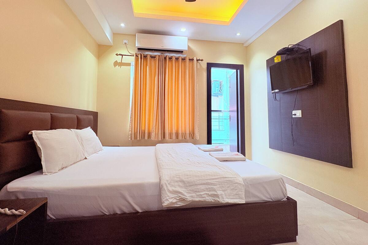 Habitación doble ejecutiva, 1 habitación, vista a la ciudad | Escritorio y wifi gratis 