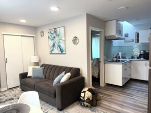 Living area - 1-bedroom cozy private entry suite.
Pet-friendly (Maple Ridge)