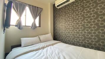 Internet, bed sheets