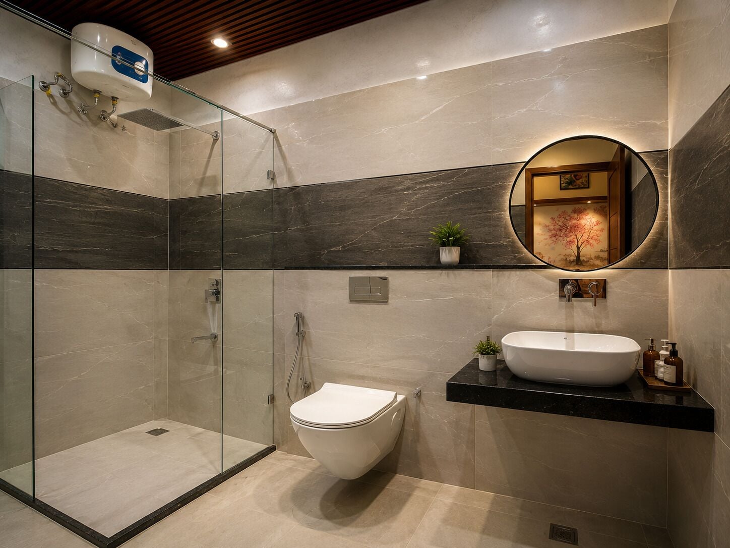 Un baño moderno con ducha envuelta en vidrio, inodoro independiente y tocador con lavabo y espejo.