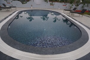 2 piscinas cubiertas