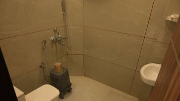 Dusche, Handtücher, Seife, Shampoo