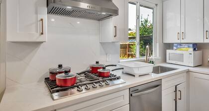 Nice house 3/2 baths in pleasant North SJ with Free Wi-Fi, Washer, Dryers, AC