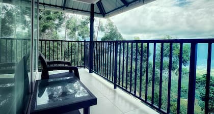 Skybz Honeyrock farm resort