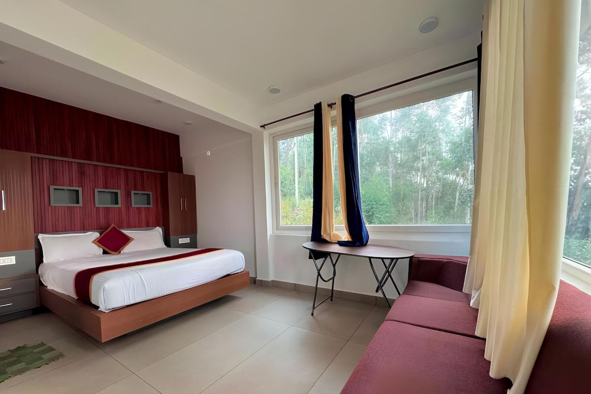 Deluxe Room, Mountain View | Free WiFi