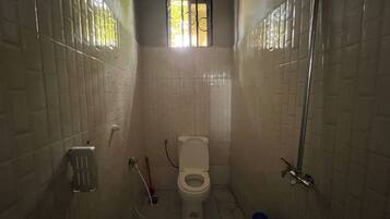 Bruser, håndklæder, Sæbe, Toiletpapir