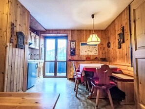 Interior - Nuccia Navalge by Interhome (Moena)