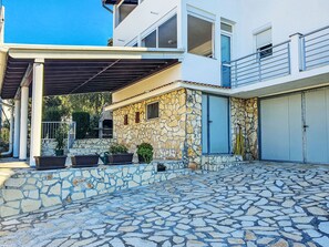 Exterior - Apartment Ana by Interhome (Sv. Filip i Jakov)