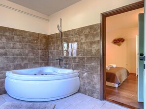 Towels - Vacation home Elli by Interhome (Tinjan)