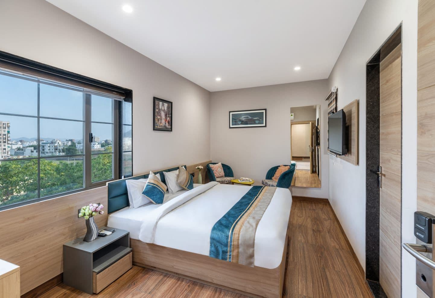 Superior Room | Iron/ironing board, free WiFi