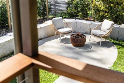 查尔斯沃思的锡与木