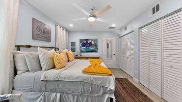 2 sovrum, strykjärn/strykbräda, wi-fi och sängkläder