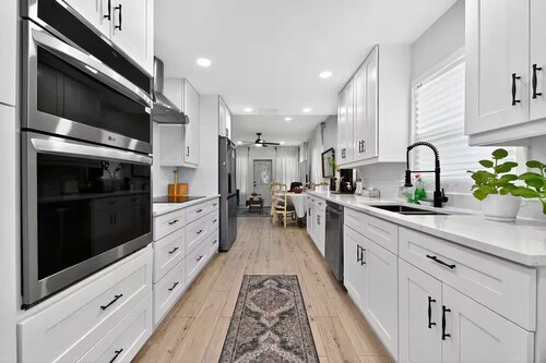 Charming West Palm Getaway - 2BR Home Near Downtown