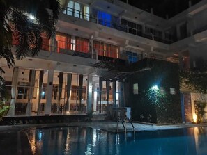 Front of property – evening/night - Oga Reach Yala (Tissamaharamaya)