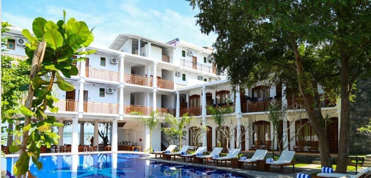 Fachada de la propiedad