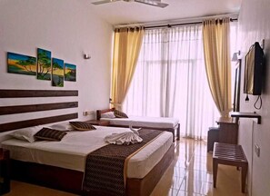 Habitación doble Deluxe, balcón, vista al lago | Wifi gratis