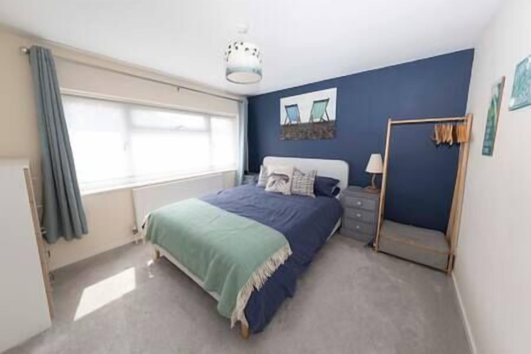 2 dormitoris, planxa i posts de planxar, wifi gratuïta i roba de llit 