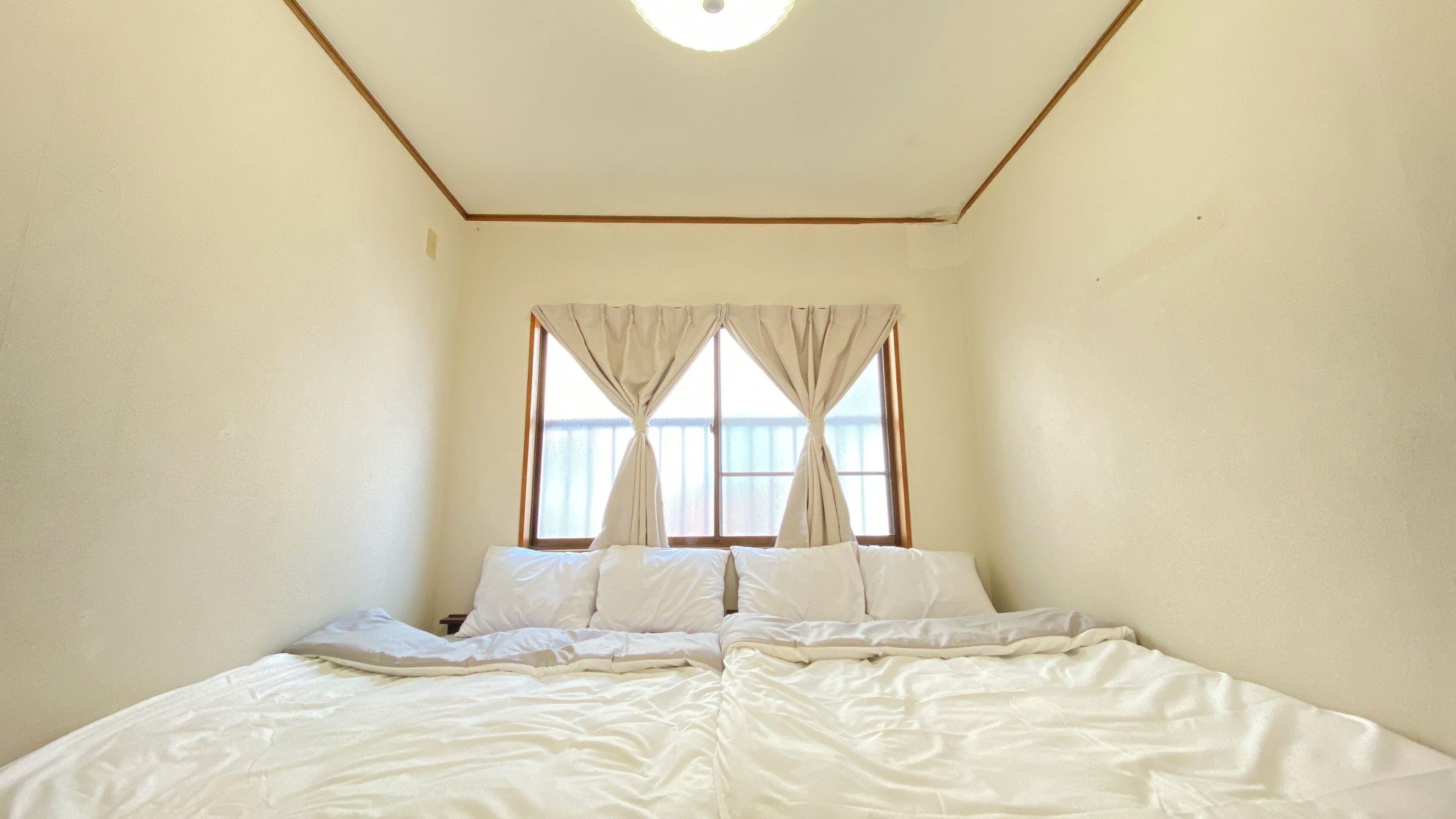 Habitación, varias camas, cocineta, planta baja | Wifi gratis 