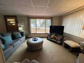 TV, libri, studio