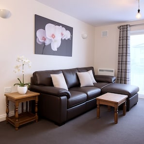 Apartment, 1 Bedroom, Balcony | Living room - Newly Decorated Studio Apartment -city Centre- Sleeps 2 (Exeter)