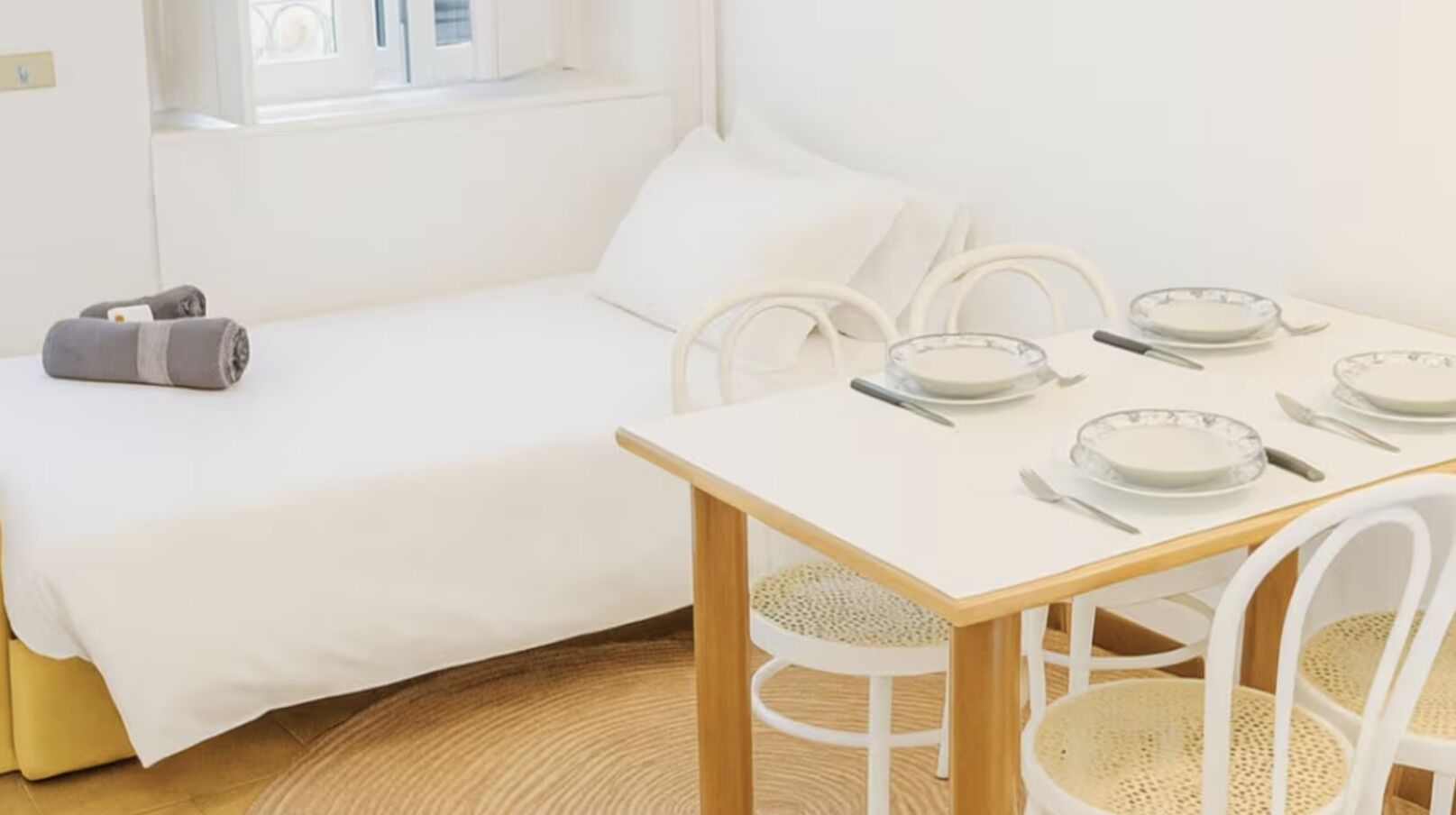 1 slaapkamer, een strijkplank/strijkijzer, gratis wifi, beddengoed