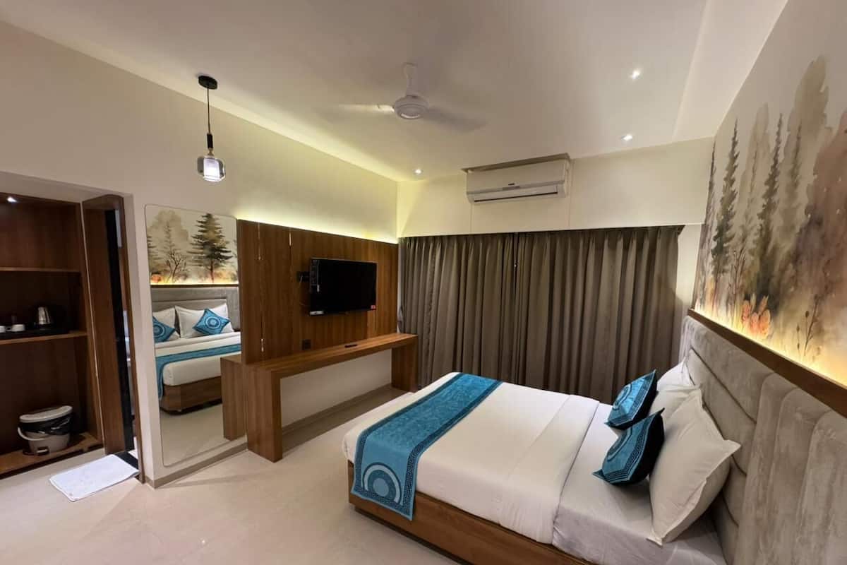 Superior Double Room | Desk, free WiFi