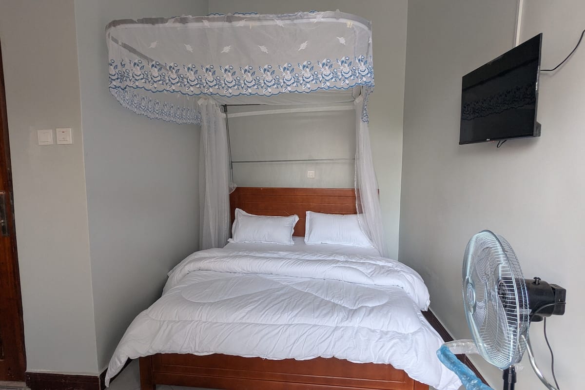 Basic Single Room