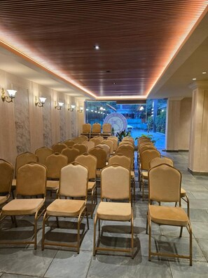 Banquet hall - Ceylon Bake House Woodland Junction (Kanayannur)