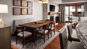 تناول الطعام