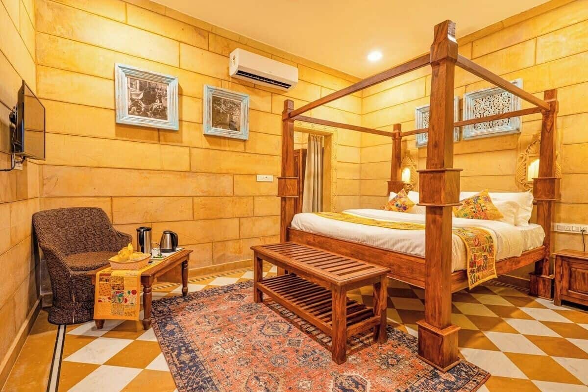 Chambre Sénior, vue établissement