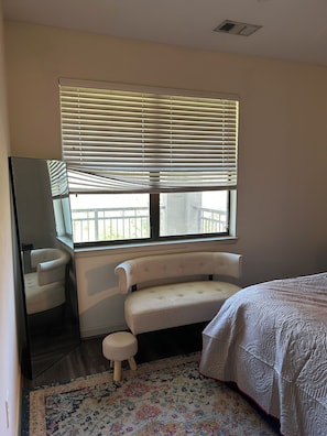 Interior - Modern 1BR Retreat Minutes from Downtown — Comfort, Convenience & City Access (Atlanta)