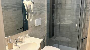 Comfort Double Room, Courtyard View | Bathroom | Slippers