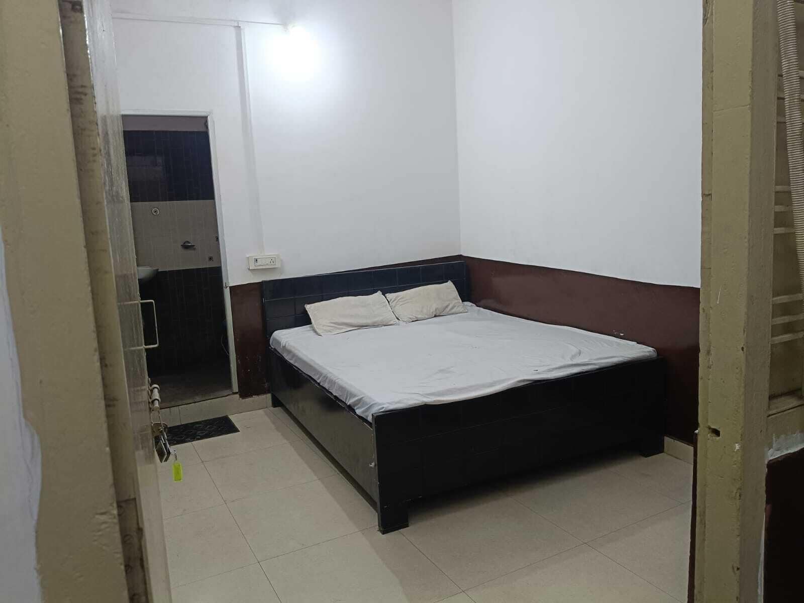 標準雙人房 | 免費 Wi-Fi