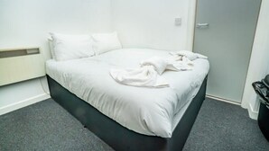 Unclassified image, 5 of 28, button - Budget Bright En-Suite Room in Central Coventry (Coventry)