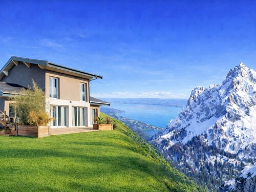 Exceptional villa - EV terminal - Cinematic ambience - Parks/beaches/spa resorts