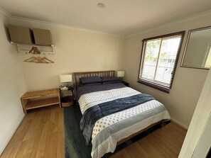 1 bedroom, iron/ironing board, Internet, bed sheets