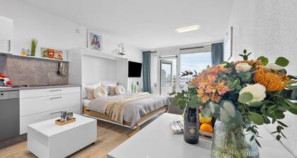Cozy Holiday Apartment with Limited Sea View near the Beach in Wendtorf
