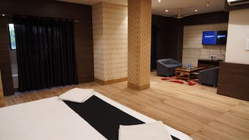 Luxury Suite, Balcony, City View | Free WiFi