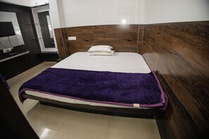 Single Room | Free WiFi