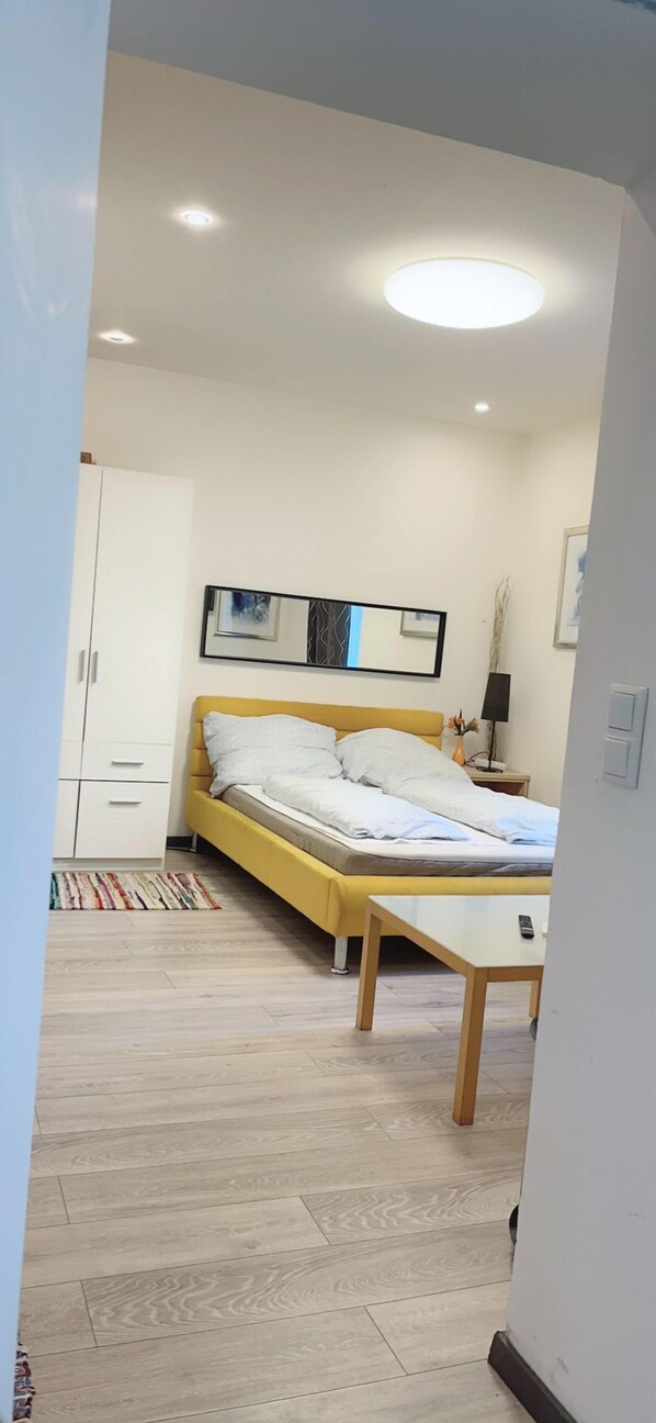 Basic Apartment | Interior - Bright 1BR Stay in Central Vienna (Vienna)