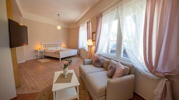 In-room safe, free WiFi