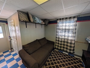 Unclassified image, 4 of 7, button - Cozy studio in soothing Roaring River with refreshing AC (Roaring River)