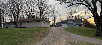 Cozy studio in soothing Roaring River with refreshing AC