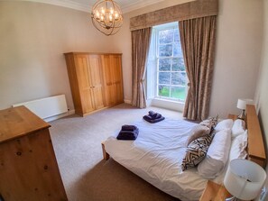 7 Schlafzimmer, kostenloses WLAN, Bettwäsche