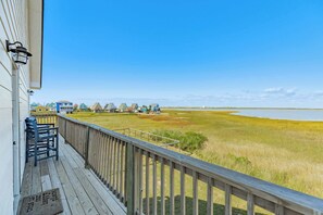 Property grounds - Lake2Sea - Spacious Retreat, Gulf & Waterway View! (Surfside Beach)