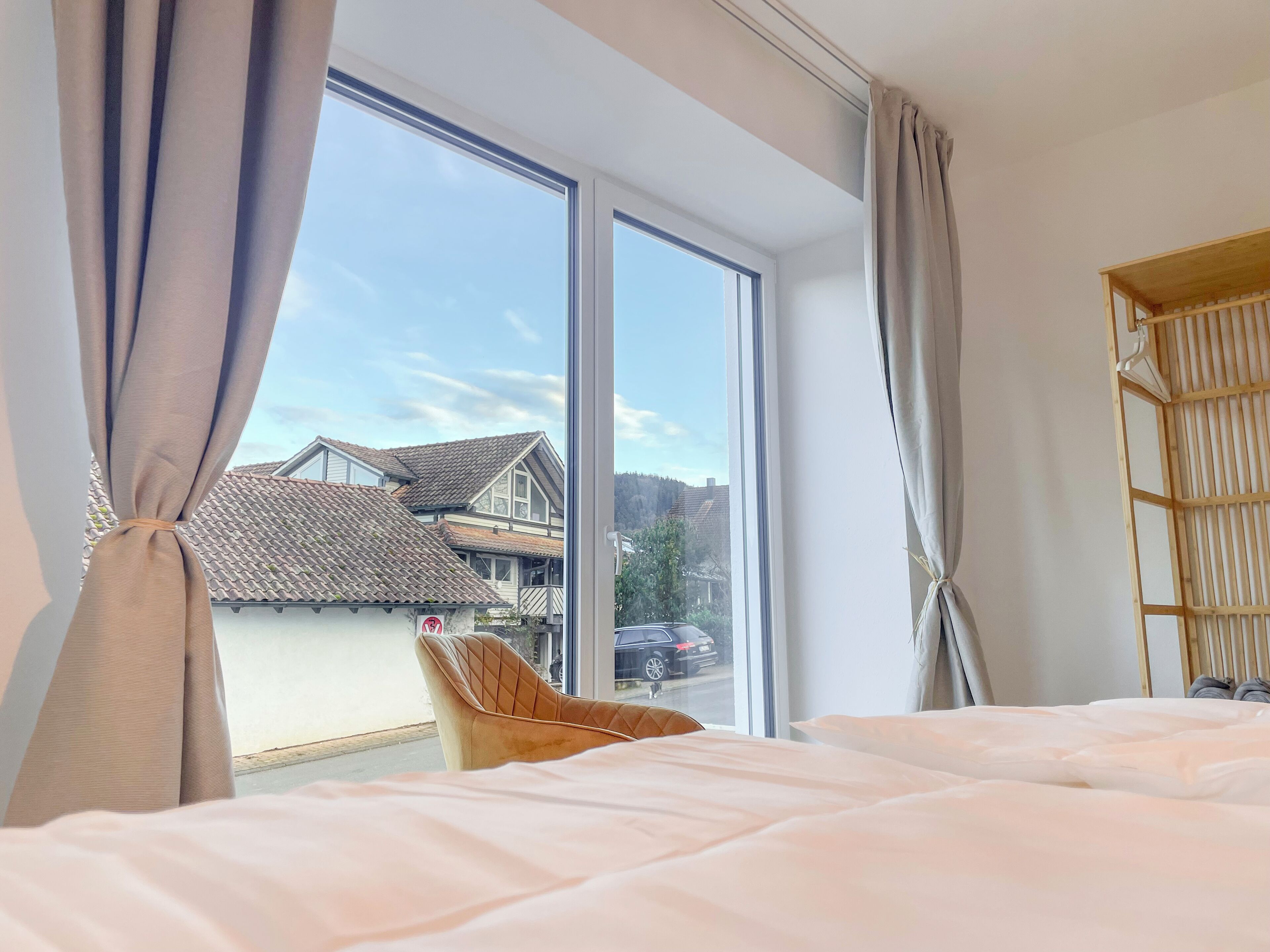 2 chambres, fer et planche à repasser, Wi-Fi, draps fournis